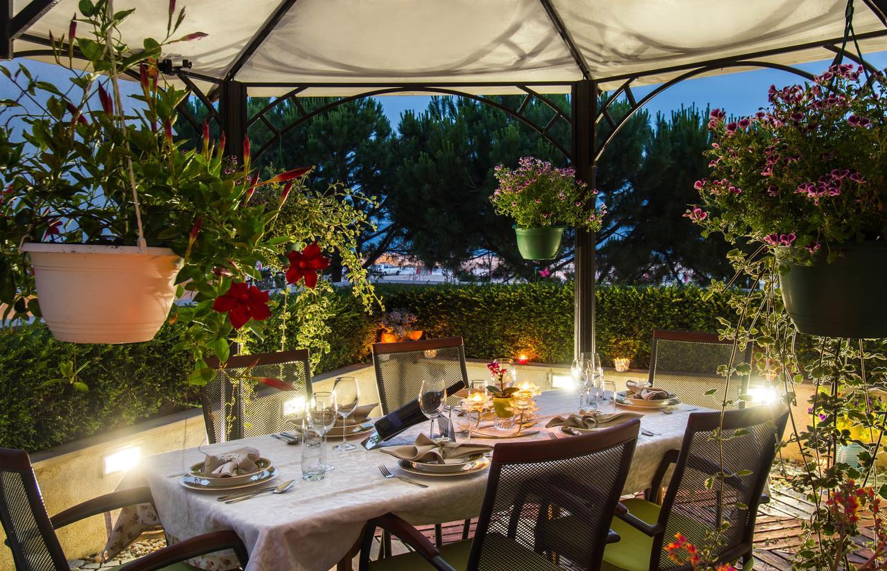 Luxury Seaside Apartment Split Bagian luar foto